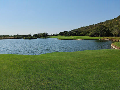Complementary Colors, Ball Game, Sport, Golfing, Leopard Creek Country Club, R570 Leopard Creek Estate, Malelane, 1320